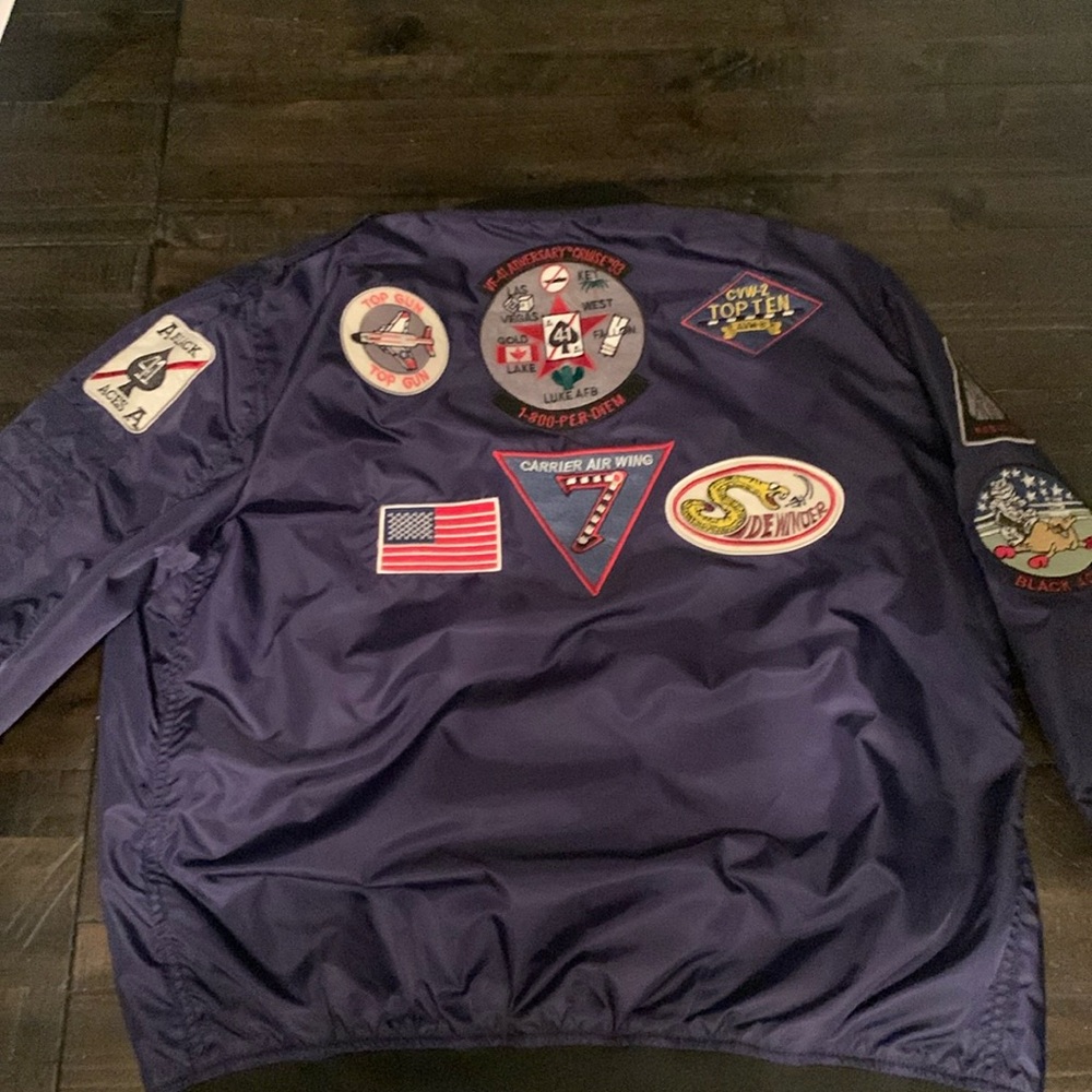 Navy bomber jacket brand new color Navy Blue size large.